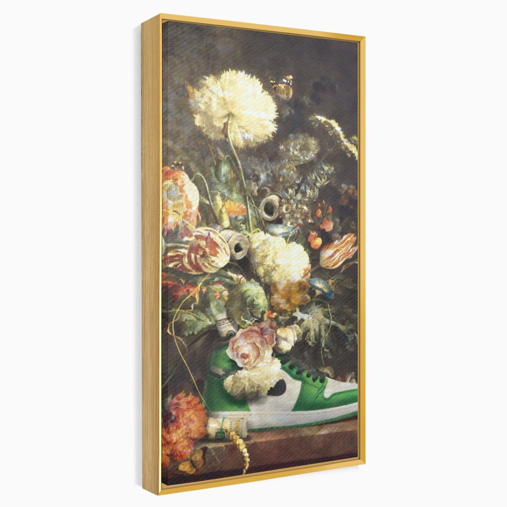 Tablou canvas cu tablou canvas cu pantof sport si flori, in rama de aluminiu auriu